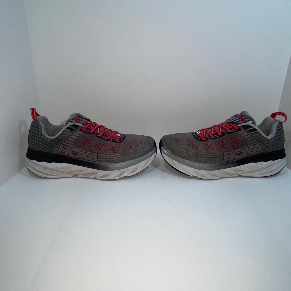 Hoka One One Bondi 6